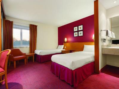 Days Inn Stevenage North Baldock Eksteriør billede